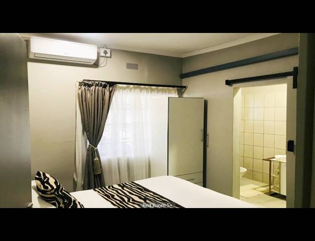 1,582M² LODGE FOR SALE IN MAKHADO